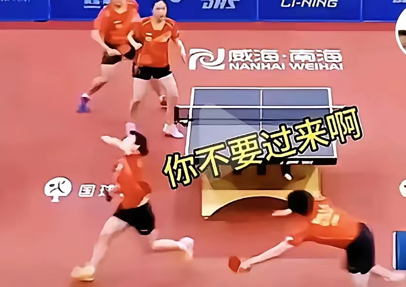 博鱼体育官方网站-火爆球场！球员们精湛技艺令人叹为观止(篮球火球场上的口号)
