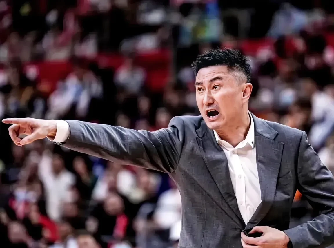 关于广东宏远队备战挑战四川队，誓要力争夺冠的信息