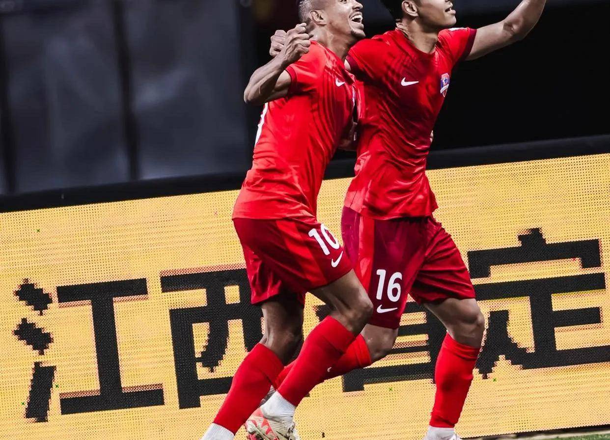 随着海港3-0！中超大变天，国安半程冠军：5队保级，王钰栋射手榜第3